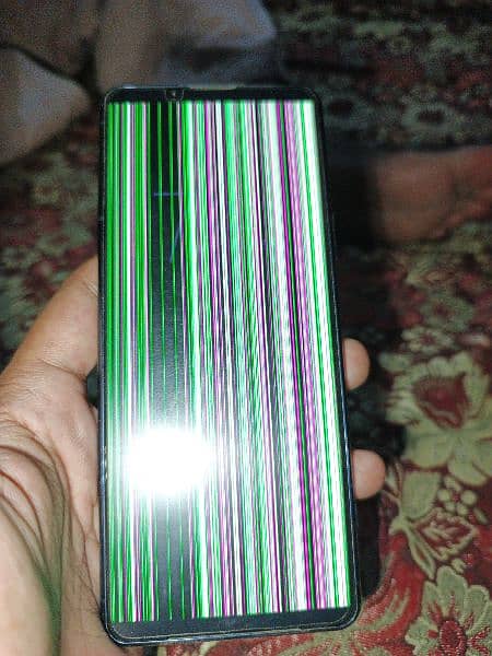 Sony Z1 For sale Display mai lines hai use as a spare parts Non PTA 7