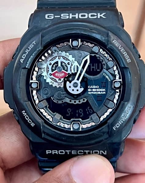 Casio G-Shock GA-300-1A 2