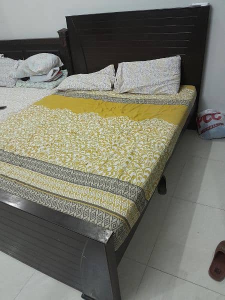 Almost new very good condition wooden bed for sale 0