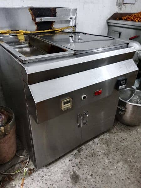 Deep fryer 22 liter saaf condition 1