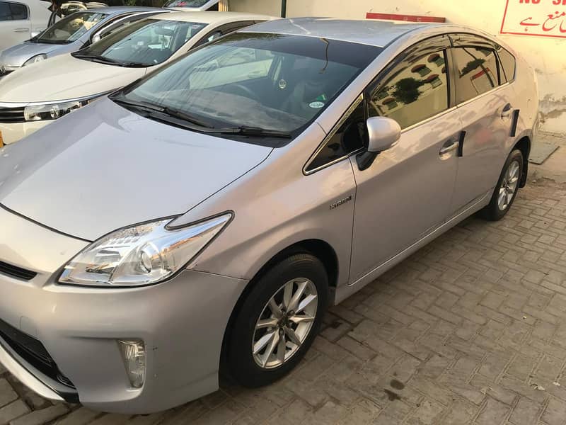 Toyota Prius 2012 1