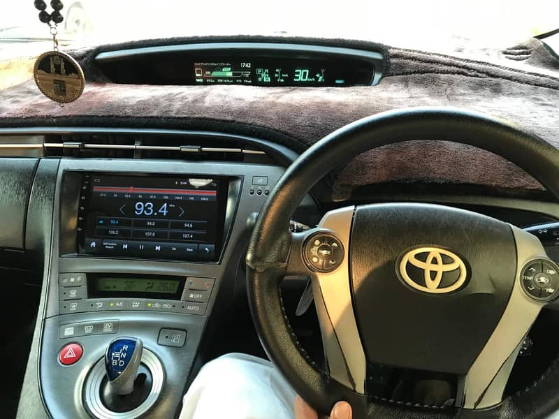 Toyota Prius 2012 5