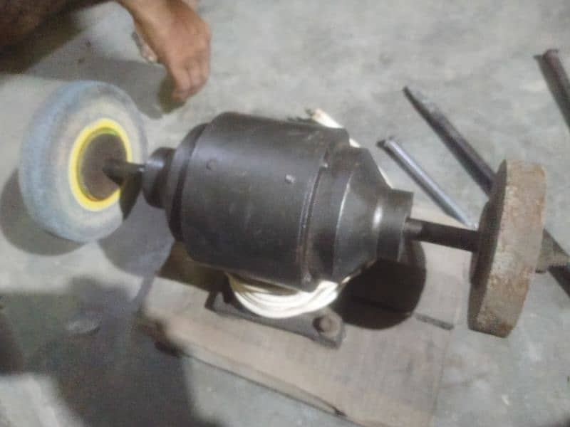 grinder machine for seccior chappal 0