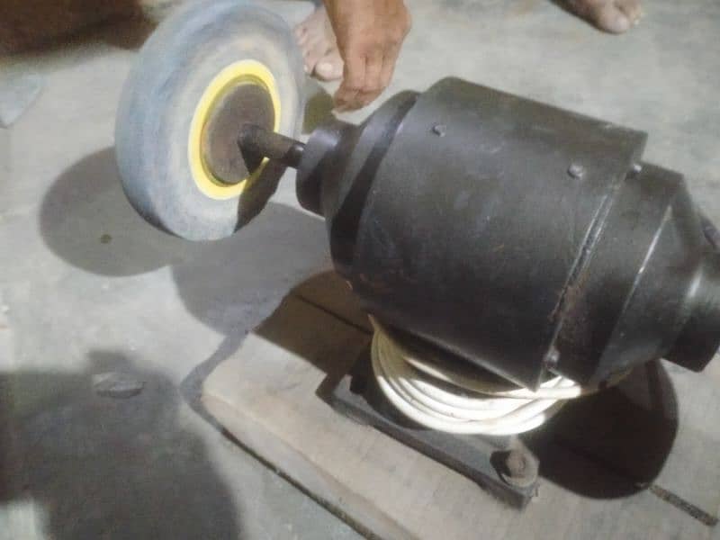 grinder machine for seccior chappal 2