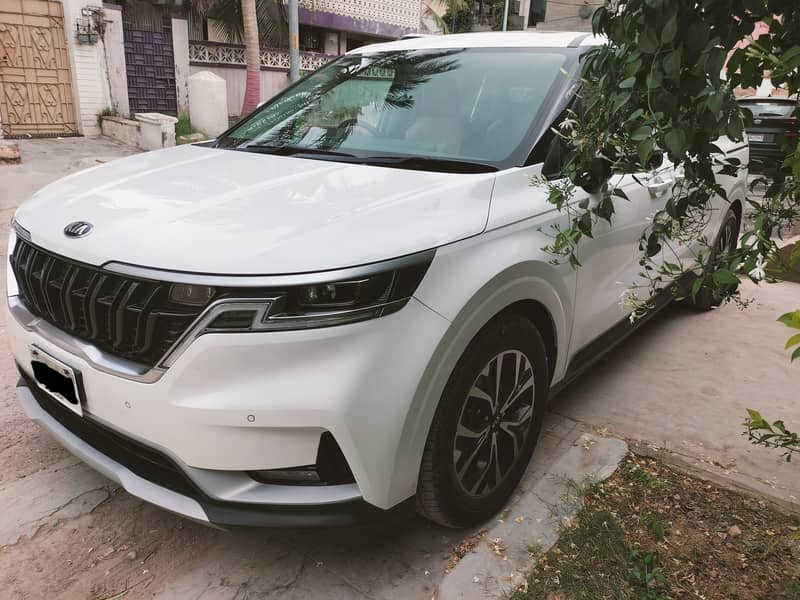 KIA Grand Carnival 2022 GLS 1