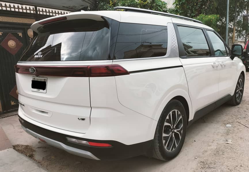 KIA Grand Carnival 2022 GLS 4