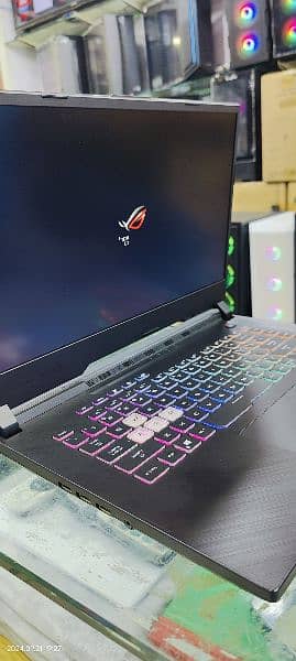 Asus rog strix gaming I 7 10th 10870h 16gb 512 rtx 2060 6gb 144 hz 7