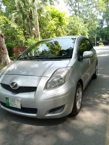 Toyota Vitz 2013 2