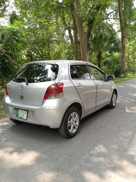 Toyota Vitz 2013 5