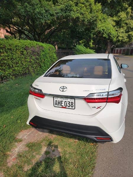 Toyota Corolla Altis CVT AUTO 2021 4