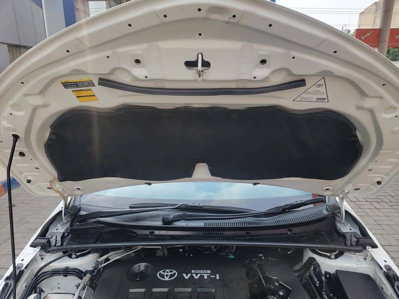 Toyota Corolla Altis CVT AUTO 2021 8