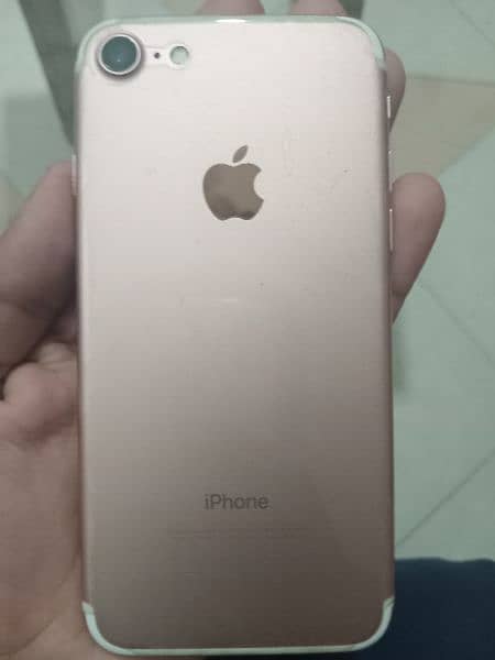 aoa selling iphone 7 32gb pta approved 3