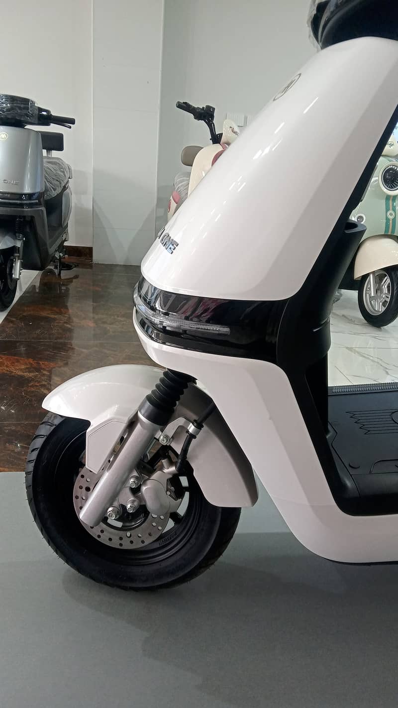 Aima spark SCOOTER SCOOTER AUTOMATIC MALE BOYS GIRLS LADIES 5