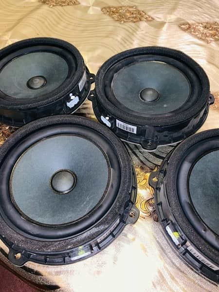 KIA sportage speakers 5