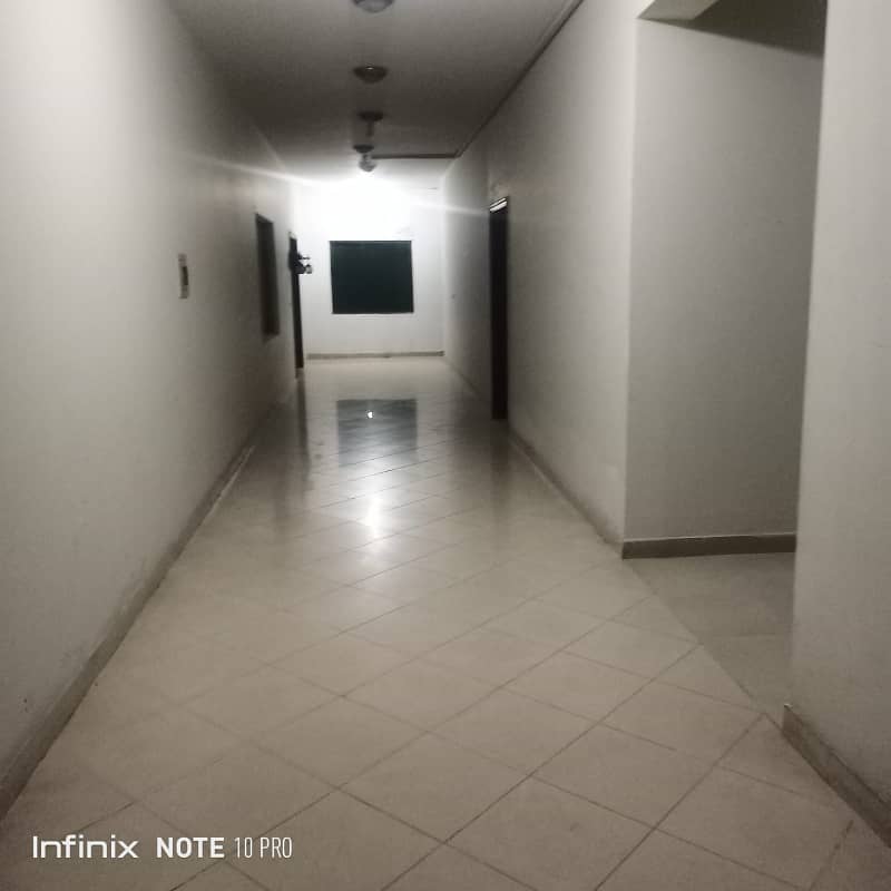 Unfurnished 2 bed apartment F-11 Markaz 0