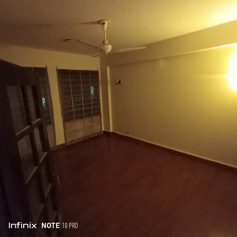 Unfurnished 2 bed apartment F-11 Markaz 3