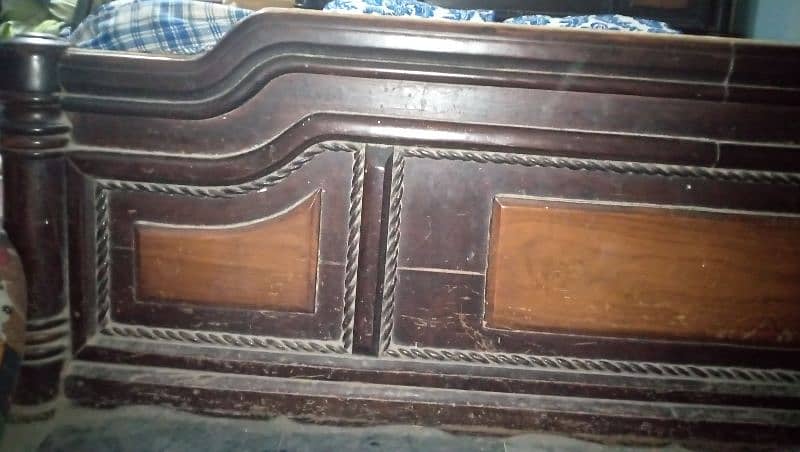 Wooden bed 1