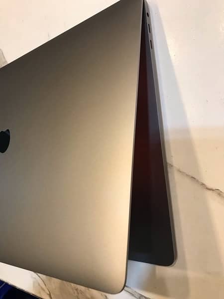 Apple Macbook pro 2019  16” for sale 2