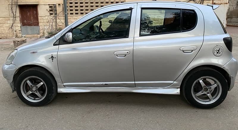 Toyota Vitz 1999 2