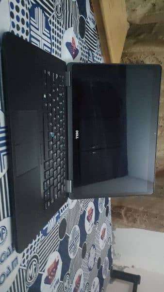 Dell Laptop Core i5 5th Gen, 2K Resolution , Touch screen 7