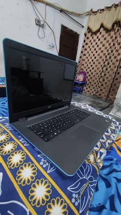 Dell Inspiron 17.3"  model 5755 AMD A8 7410 AMD Radeon R5 2.20 GHz