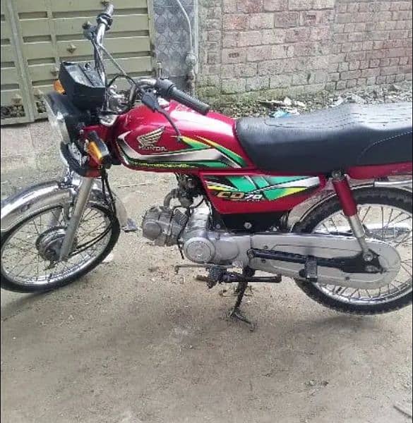 Honda CD70 2022 2