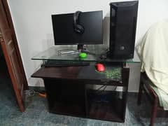 computer table with Glass top