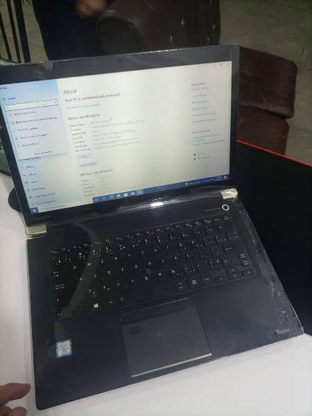 Toshiba Tecra X40-E Core i5 8 generation 8GB ram 256GB ssd 7