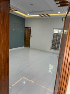 Khaya ban e Zuhrah Near Main PIA Road 8Marla New house for sale available 0