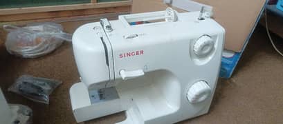 Singer sewing machine 0