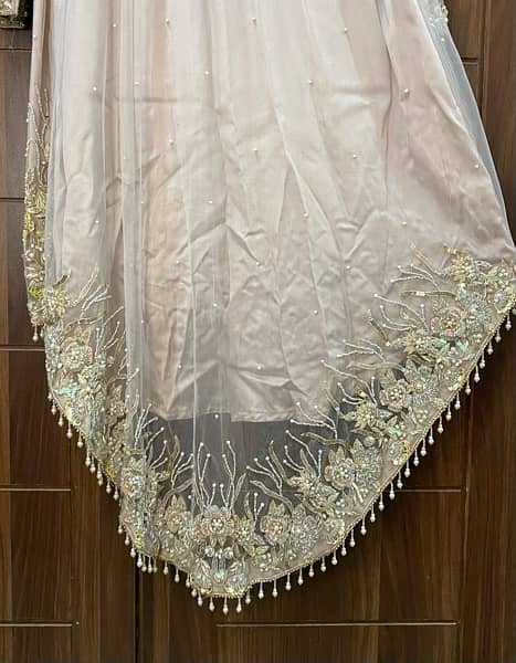 used dress in good condition 2