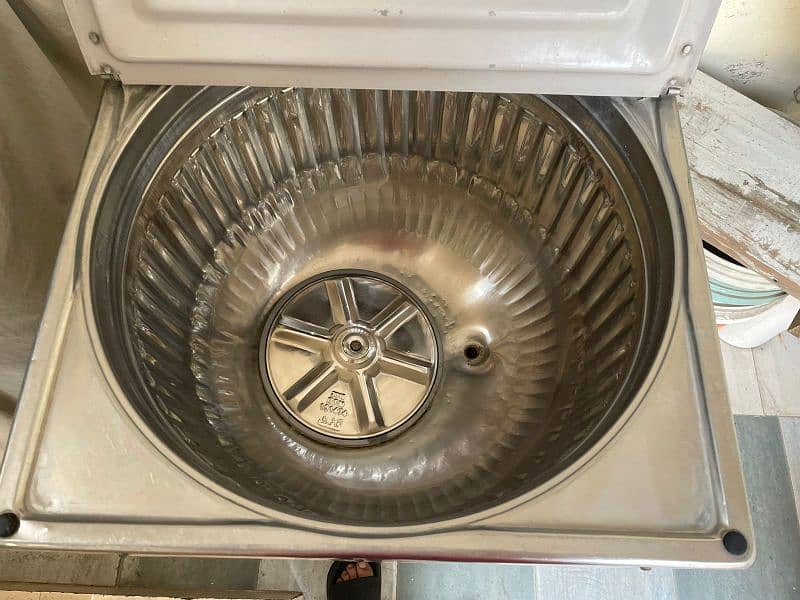 washing machine and dryer 2