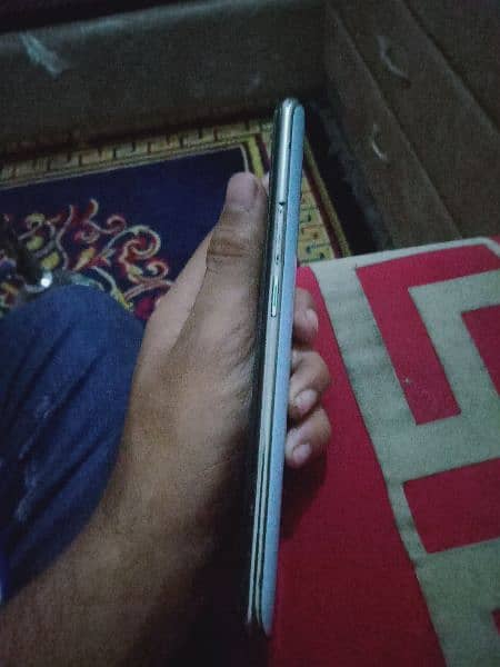 oppo Reena 2f 6/128gb 3