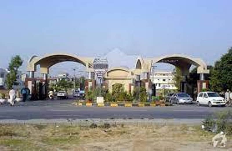 1 KANAL PLOT FOR SALE IN WAPDA TOWN 1