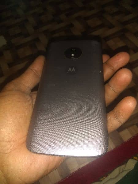 MOTO E5 0