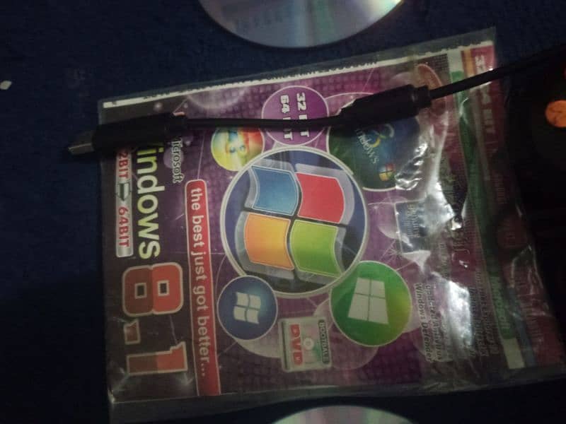 Xbox 360 Controller| With Free games and window 8.1 CD | Wired 3