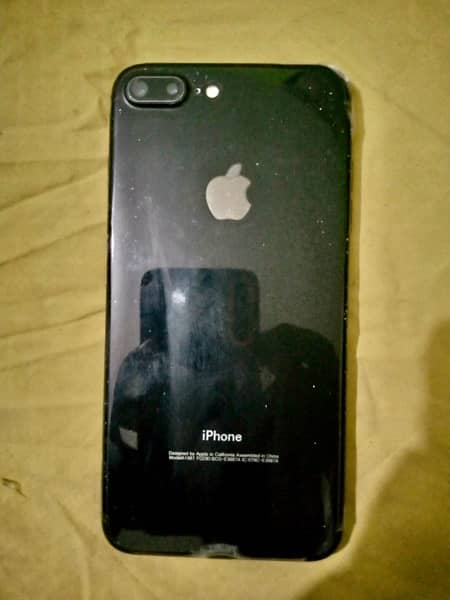 Apple iPhone 7 Plus 128GB Non PTA Black Excellent Condition 3