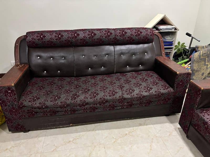 5 seater used sofa for sale 3