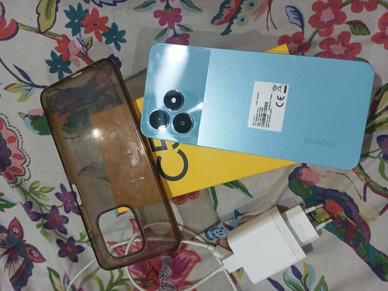 realme C51 complete box 3