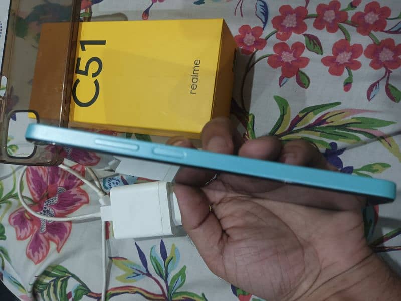 realme C51 complete box 5