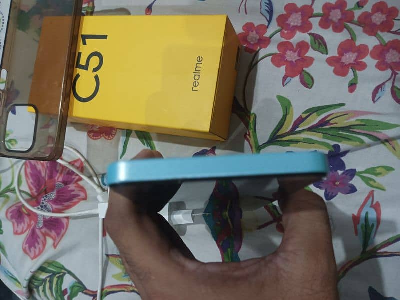 realme C51 complete box 8