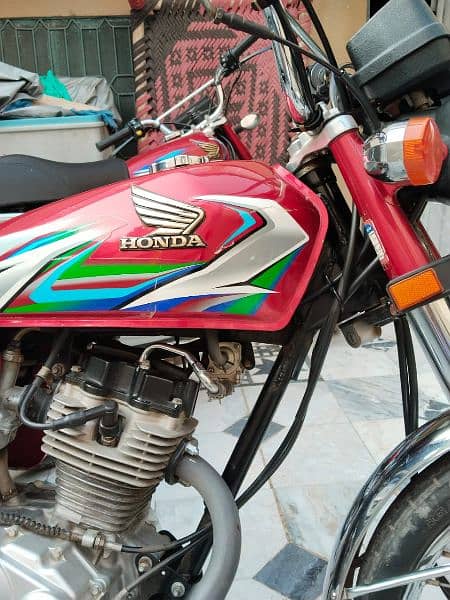 Honda 125 model 2023 condition 10 by 10 contact no 03083288881 1