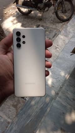 Samsung A32