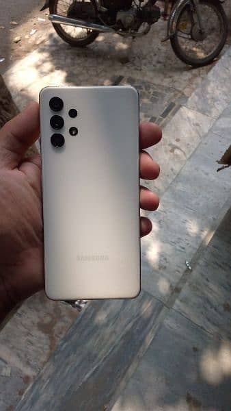 Samsung A32 0