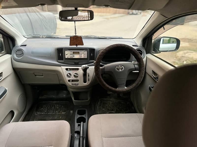 Toyota Pixis 2015 4