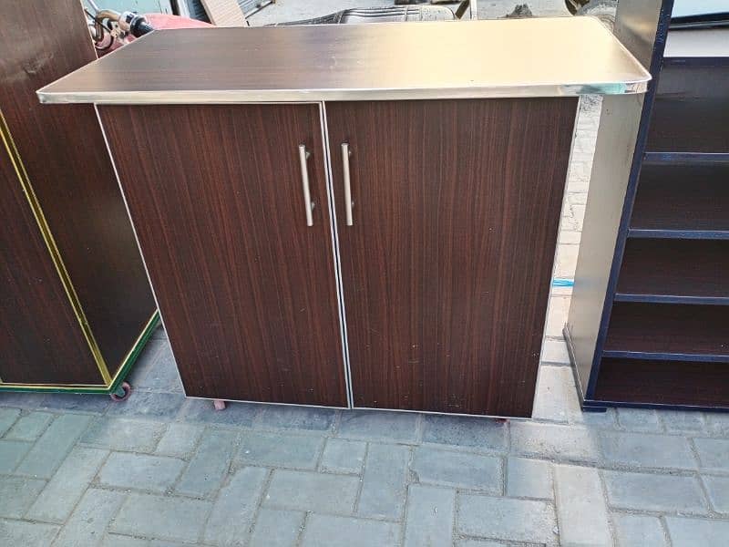 Iron stand/tables/wardrobe/storage/Tv stands/lamination 17