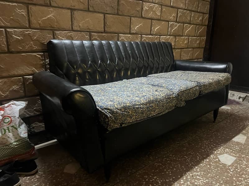 Beautiful Sofa Set Very Good Condition 0