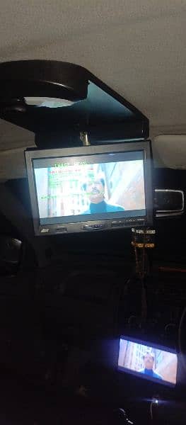 roof mount car lcd 4