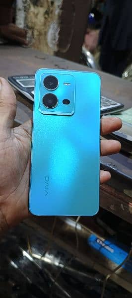 vivo v25 5G 8