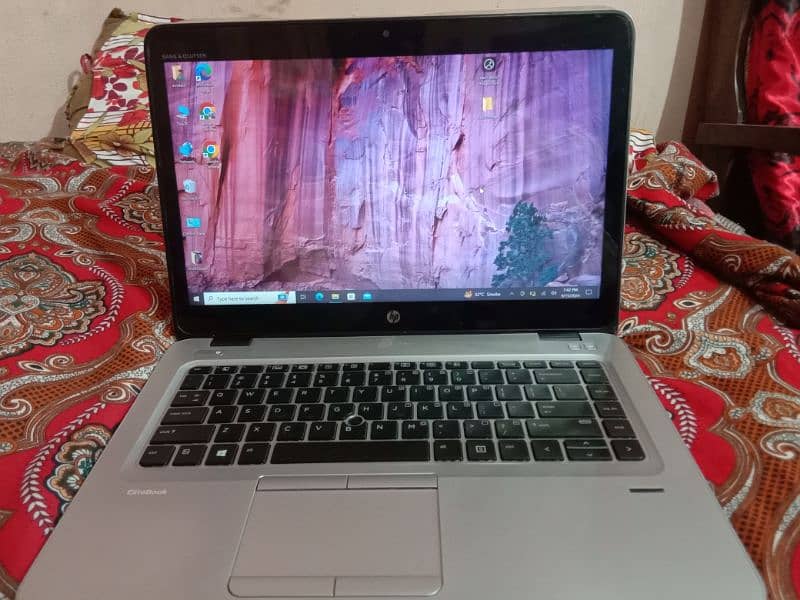 HP 840 elite book 0